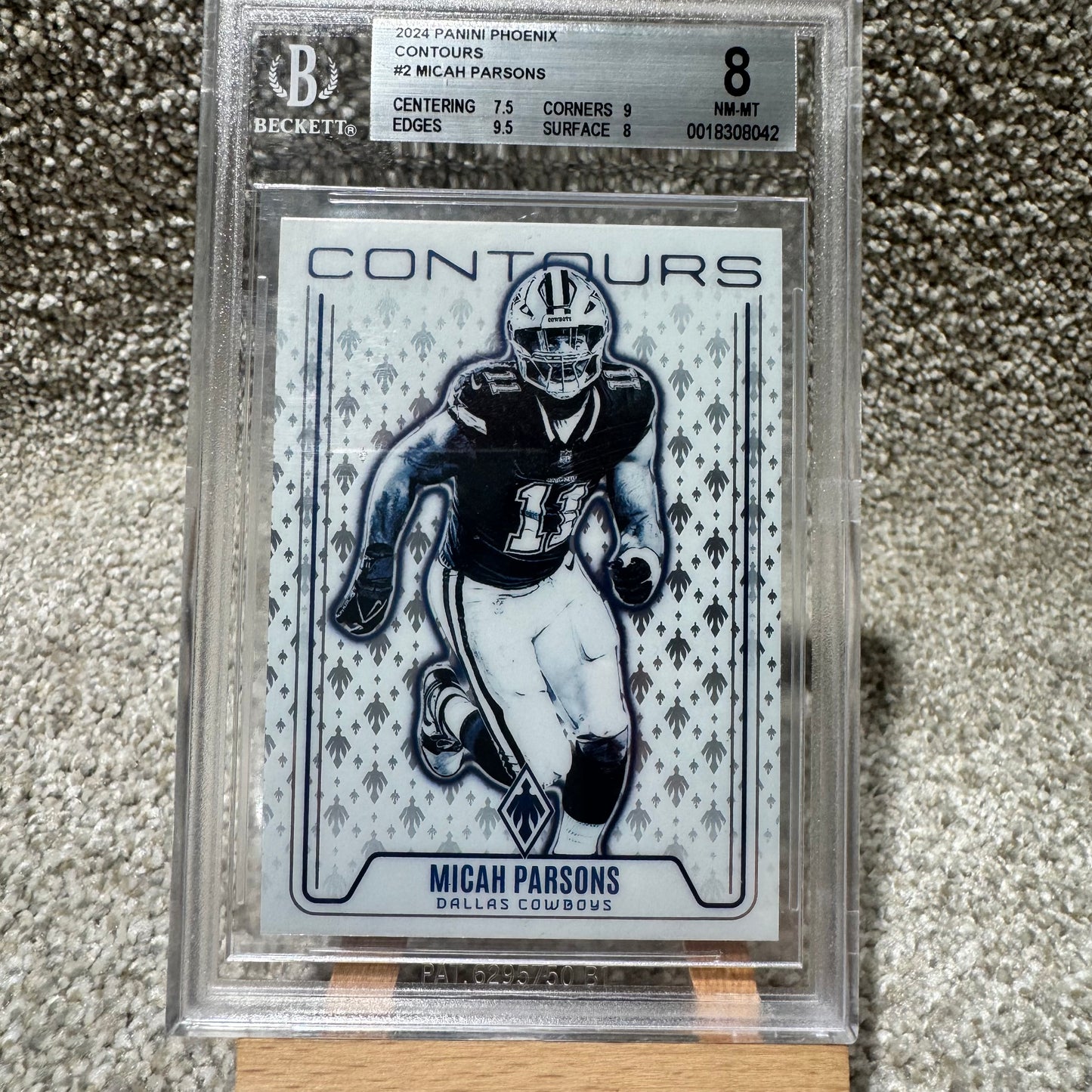 Micah Parson Contours Beckett 8
