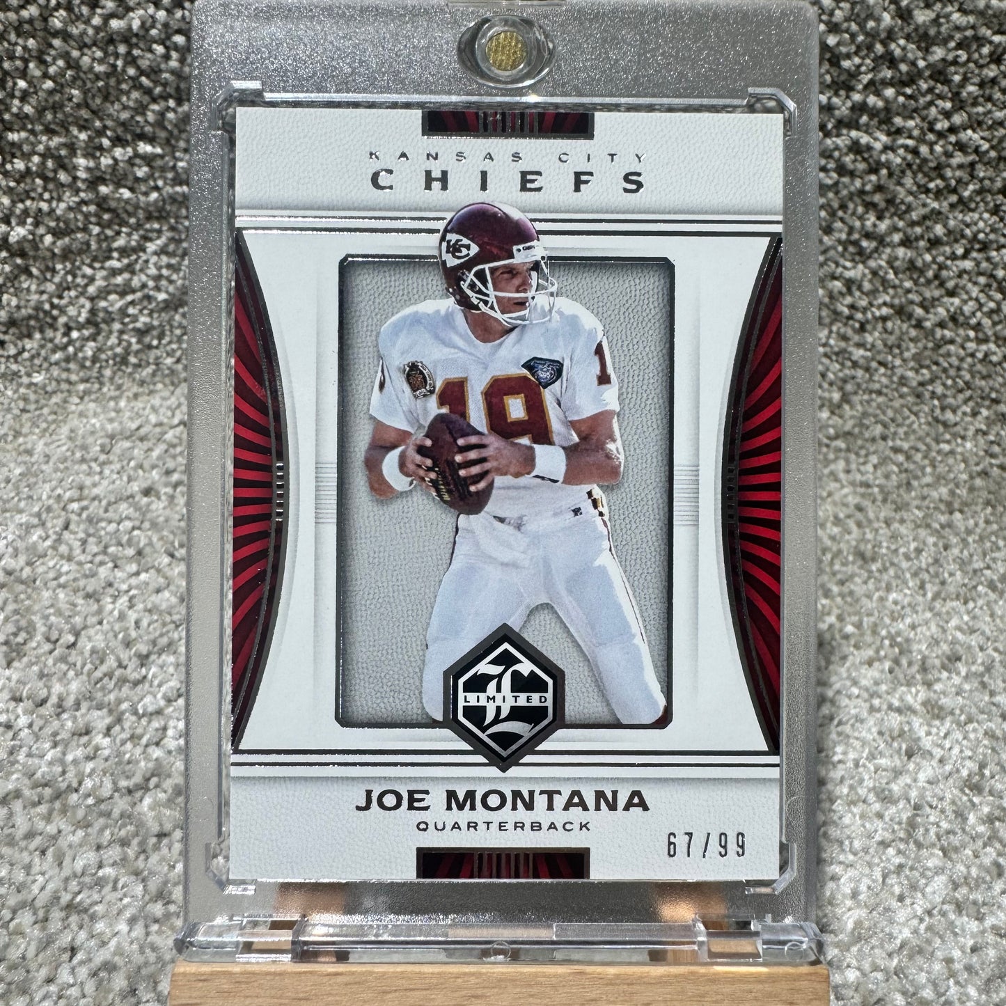 2017 Joe Montana Limited Silver Spotlight #/99