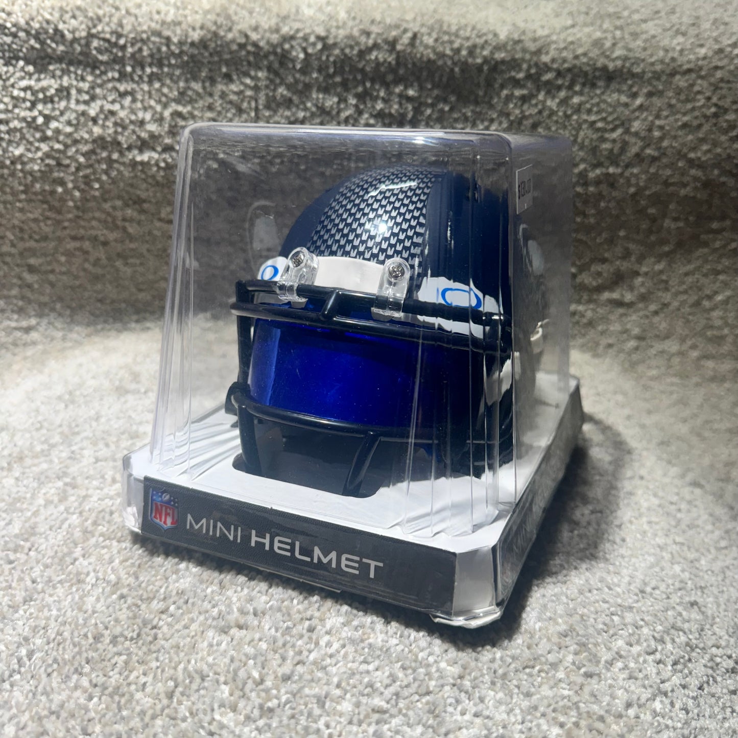 Kenneth Walker III Autographed Mini Helmet