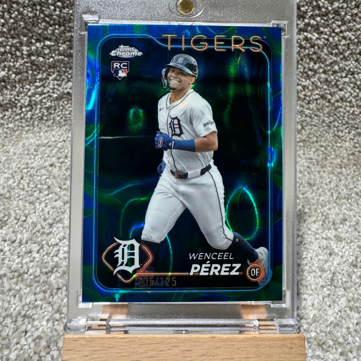 2024 Topps Chrome Wenceel Perez Blue/Green Lava Refractor /125