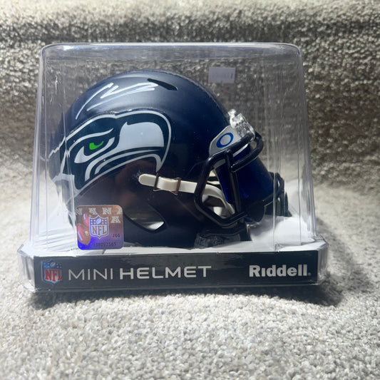 Kenneth Walker III Autographed Mini Helmet