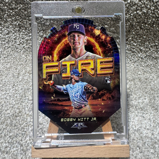 2022 Topps Fire Bobby Witt Jr. On Fire (En Fuego) Die Cut